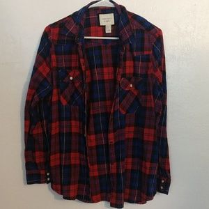 Flannel long-sleeve button-up shirt